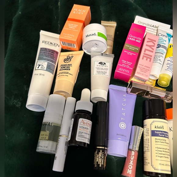 Assorted Skincare and Beauty Travel Sized Products - Picture 2 of 3